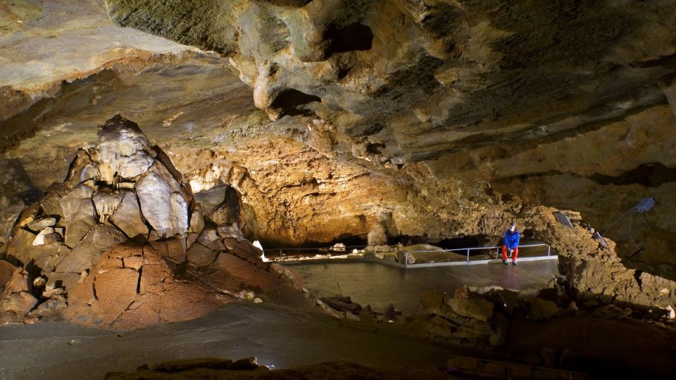 Proškův dóm - největší stalagmit v Čechách