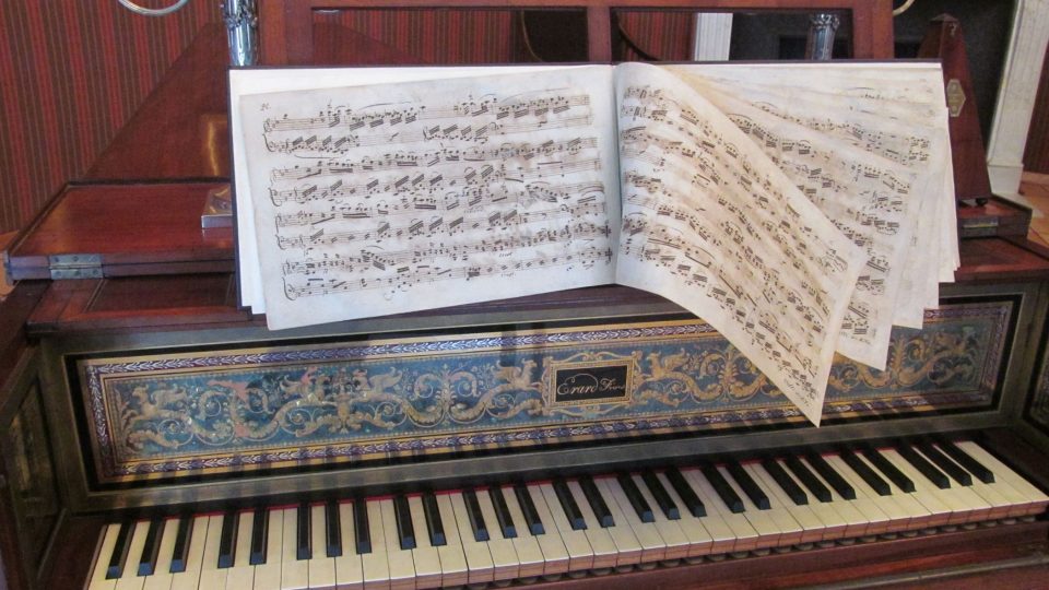 V Bílém zámku je k vidění i Beethovenův klavír