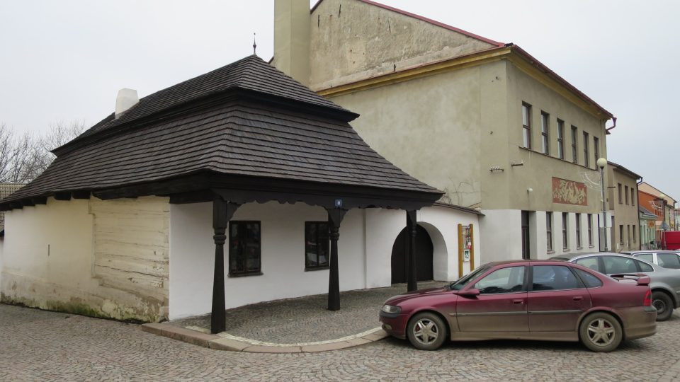 Muzeum dýmek najdete v roubeném domku čp. 61 na náměstí v Proseči