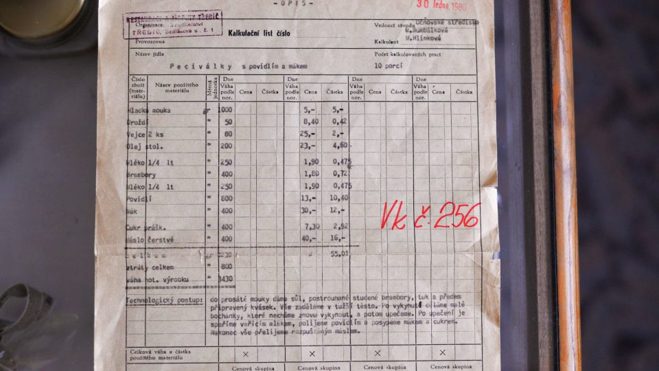 Kalkulační list na peciválky z roku 1980