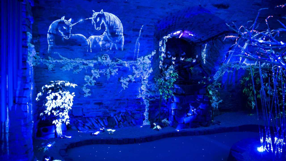 V podzemí zámku v Uherském Ostrohu se nachází fantazijní expozice