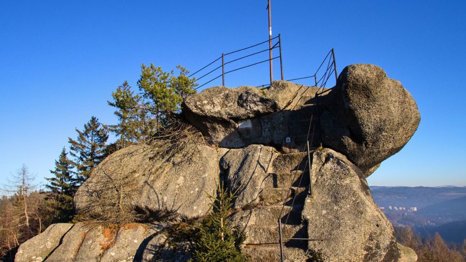 Nejvyšší patro vyhlídky Finkův kámen