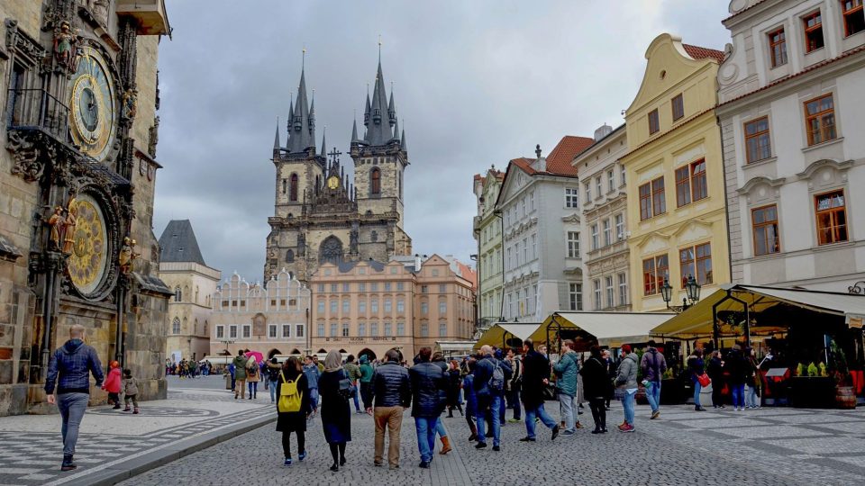 Týnský dvůr neboli Ungelt najdete za Týnským chrámem, kousek od Staroměstského náměstí