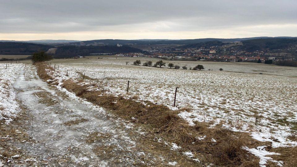 Výhled na Bojkovice i s jejich dominantou zámkem Nový Světlov