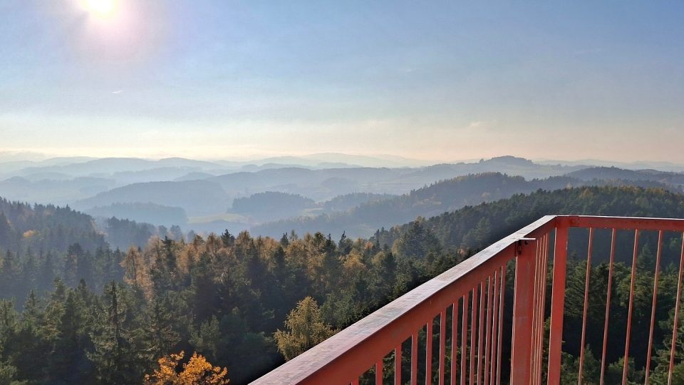 Výhled z rozhledny Kbíl