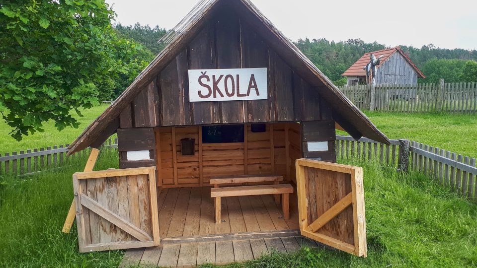 Součástí dětské vesničky je i škola