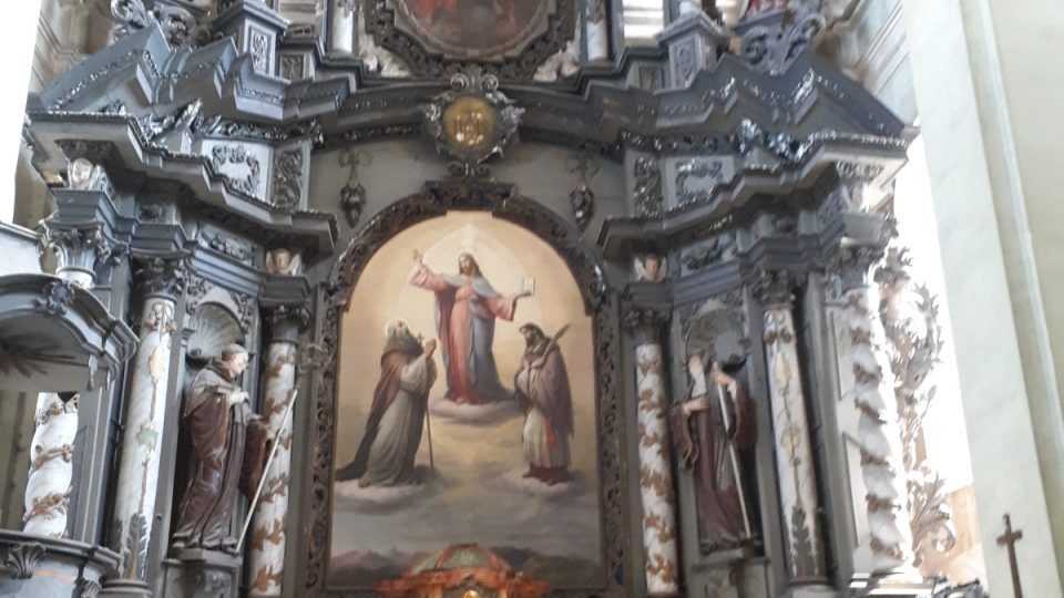Kostel sv. Havla má druhý nejvyšší oltář v Čechách