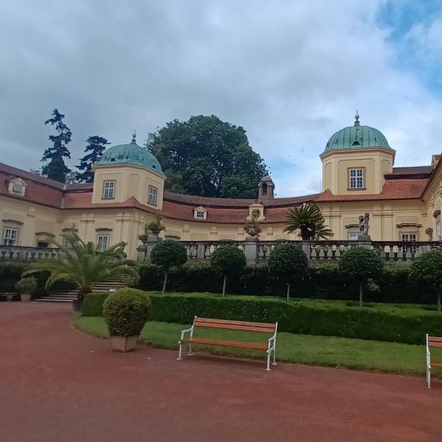 Zámek Buchlovice je postaven v barokním stylu | foto: Silvie Pospíšilová,  Český rozhlas