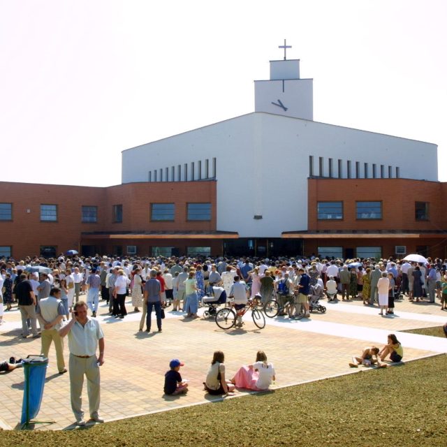 Kostel Panny Marie Pomocnice křesťanů - Zlín,  Jižní Svahy | foto:  Jan Karásek/MAFRA/Profimedia,  MAFRA/Profimedia